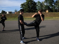 Treningi Krav Maga Be Safe wakacyjne 2020 Lubin Adam Grzeziółkowski Legnica strzelanie bojowe Lubin  (25)