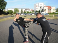 Treningi Krav Maga Be Safe wakacyjne 2020 Lubin Adam Grzeziółkowski Legnica strzelanie bojowe Lubin  (46)