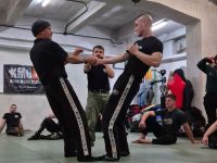 Eyal-Yanilov-Krav-Maga-Global-Botcamp-Warszawa-luty-2025r.-Adam-Grzeziolkowski-Krav-Maga-Be-Safe-7