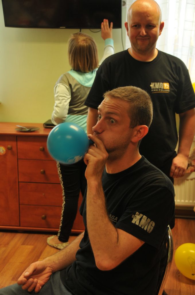 krav-maga-be-safe-legnica-pomaga-domy-samotnej-matki-legcnia-scinawa-krav-maga-pomaga-adam-grzeziolkowski-5